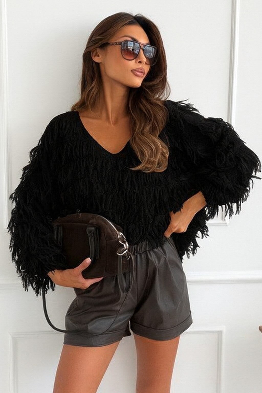 V-neck sweater with fringes