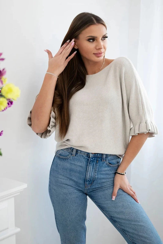 Soft sweater with ruffled sleeves