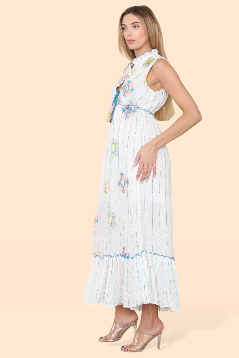 Women's long sleeveless dress (ref 6166) with a neckline.