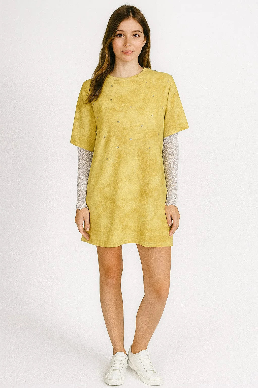 Oversized washed T-shirt with rhinestones and lace long sleeves