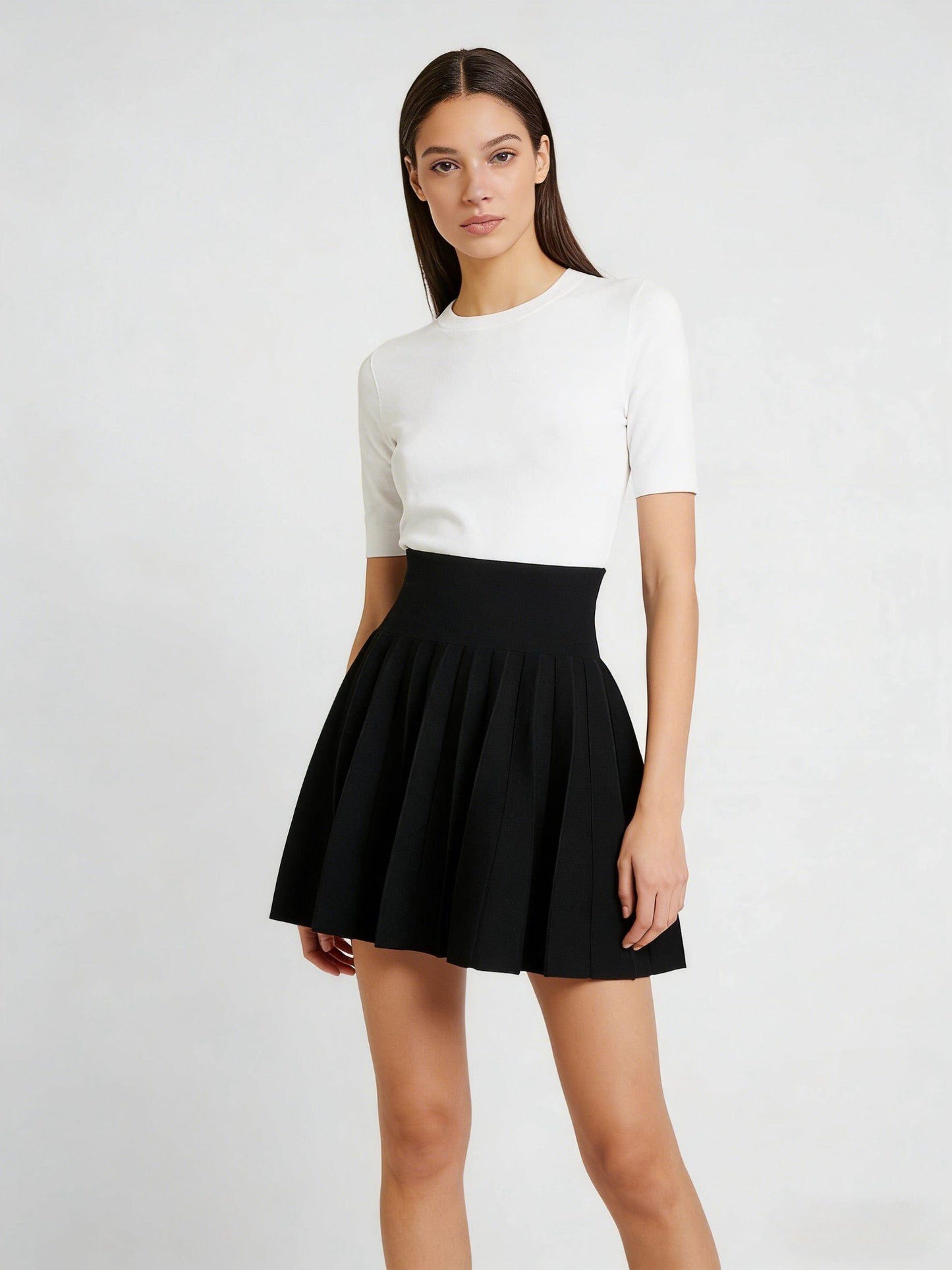 VALENTINA – High-waisted pleated mini skirt