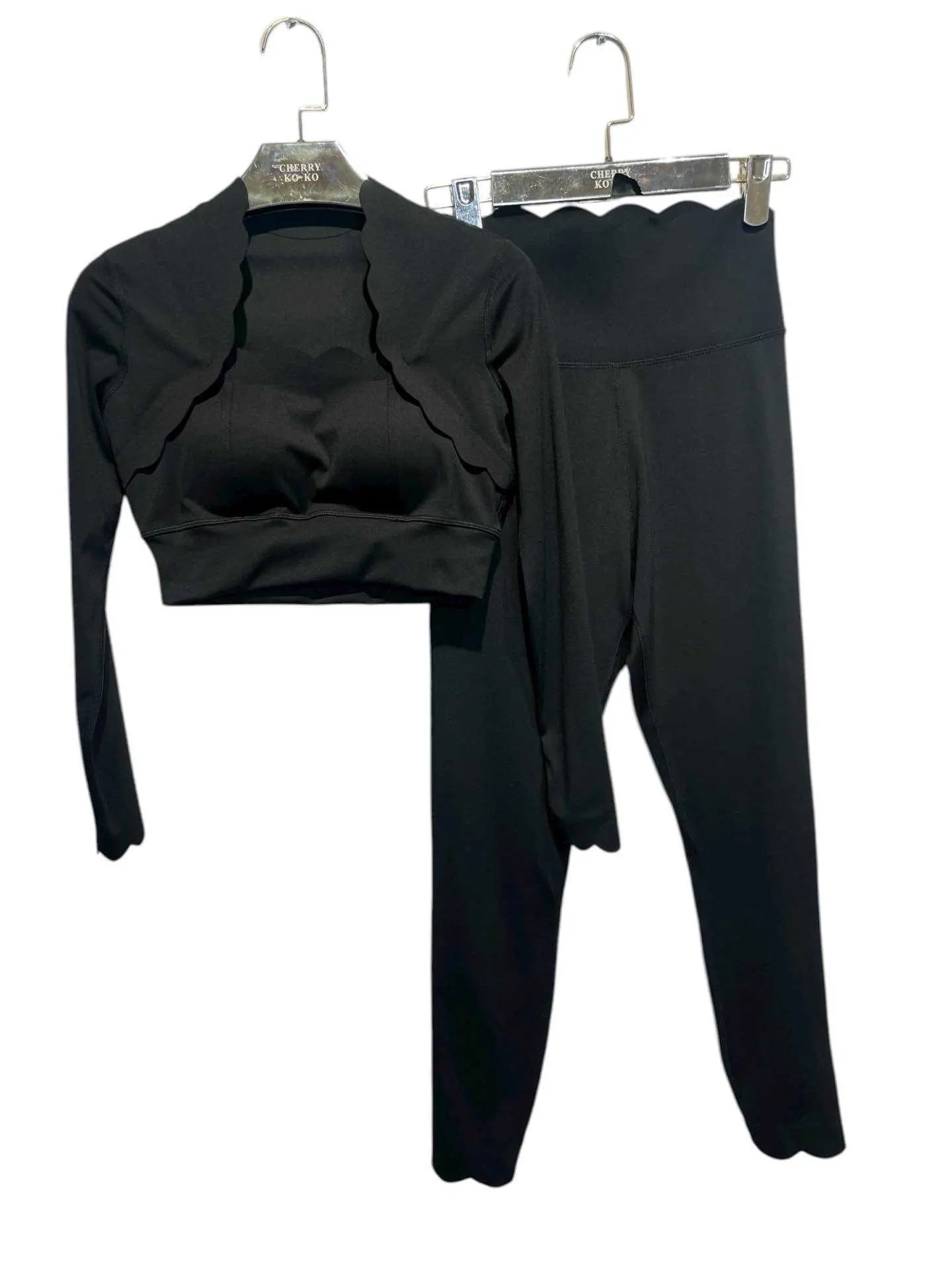 VELENA – Sculpting Set with Wavy Cutouts