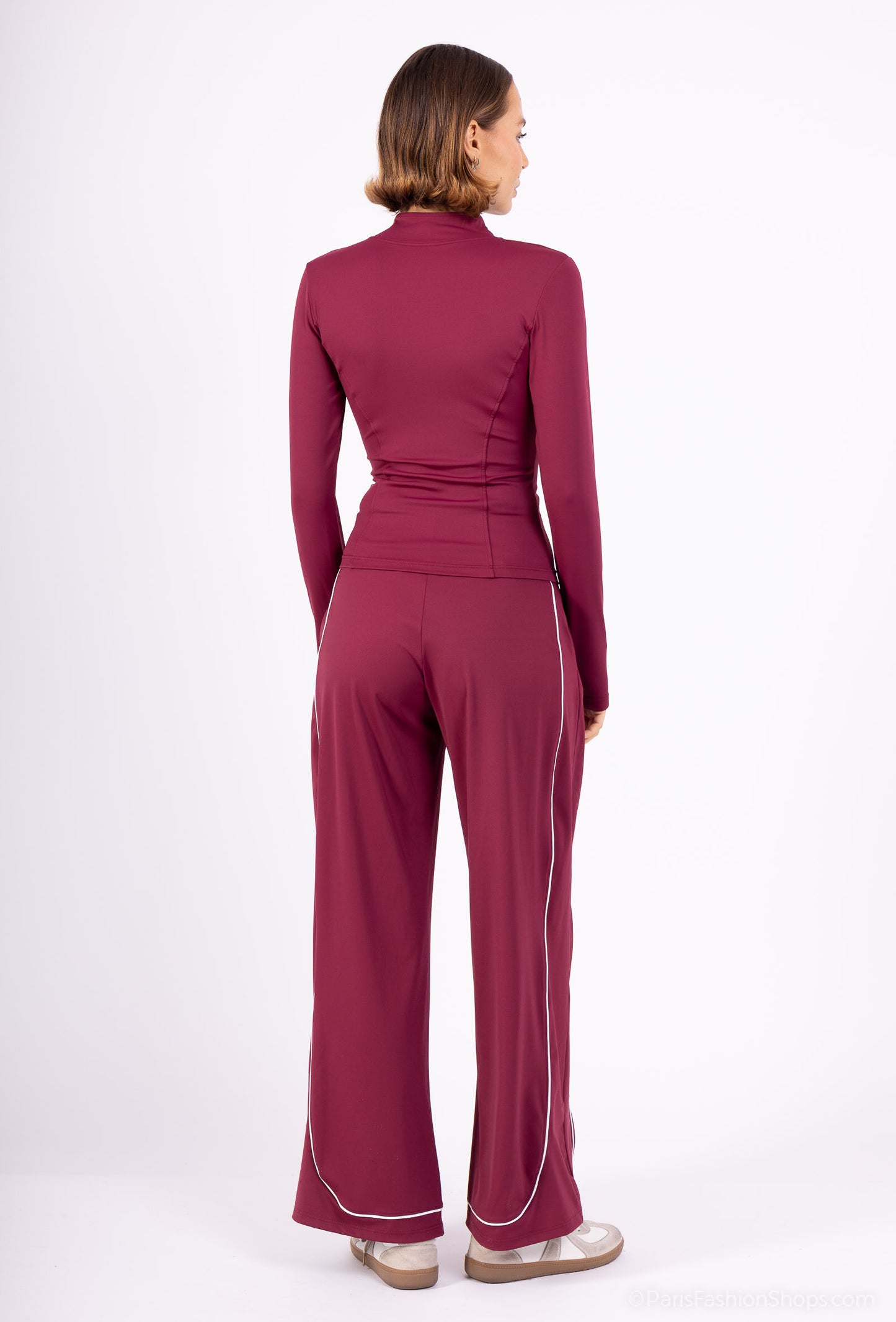 VELENA – Chic sporty fluid pants with contrasting piping