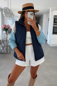 Sleeveless quilted jacket with zipper